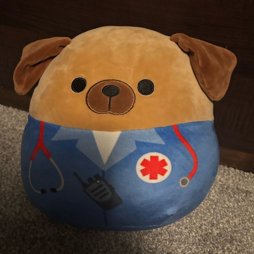 Plush Squishmallows Daryl The Dog Heroes EMT KellyToy Pillow Cuddle Toy